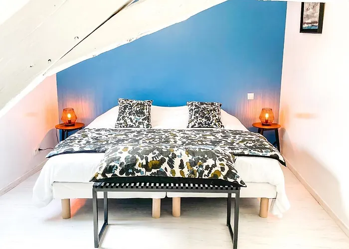 De Caractere Алансон